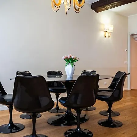 아파트 Palazzo Artisti 270mq Penthouse 4 Bedr Jacuzzi 모데나