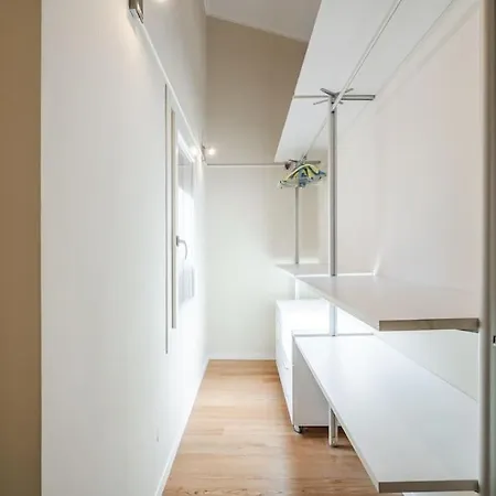 Palazzo Artisti 270mq Penthouse 4 Bedr Jacuzzi Апартаменты Модена