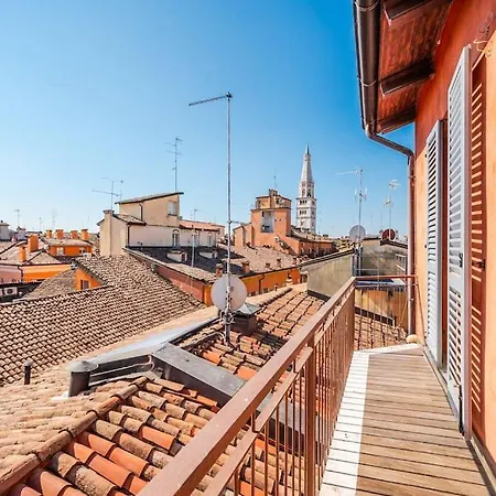 아파트 Palazzo Artisti 270mq Penthouse 4 Bedr Jacuzzi